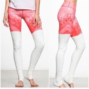 ALO Yoga Goddess Leggings in Poppy Casbah Natural Size medium